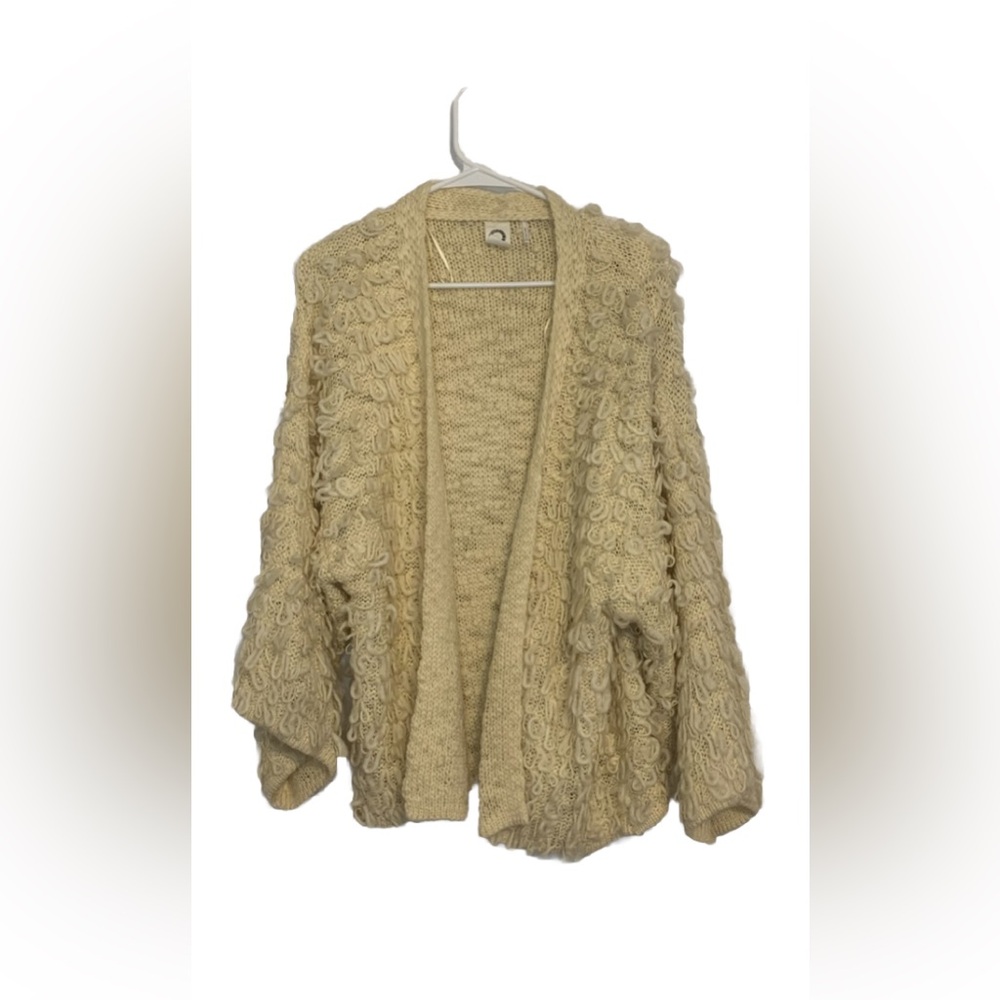 Anthropologie Akemi + Kim Kimono Shaggy Fringe Open Cream Cardigan Oversized